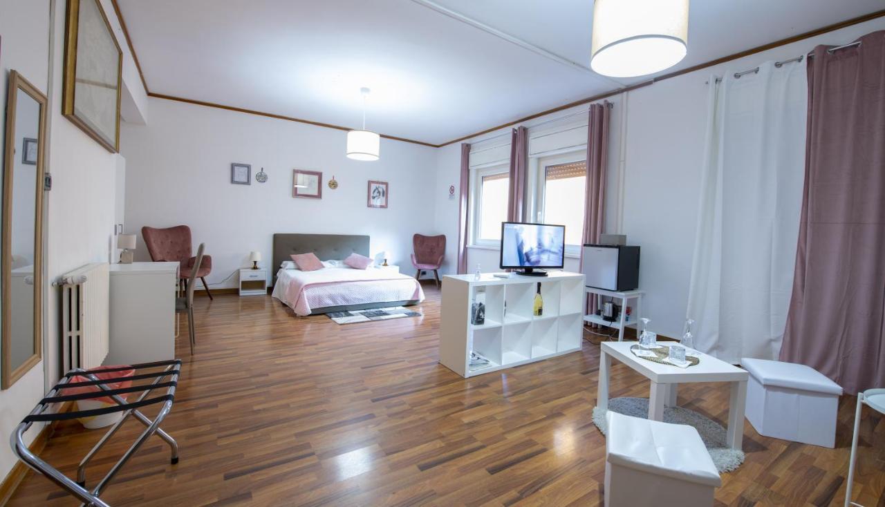 Doctor House Standard, Suites & Luxury Rooms Enna Buitenkant foto
