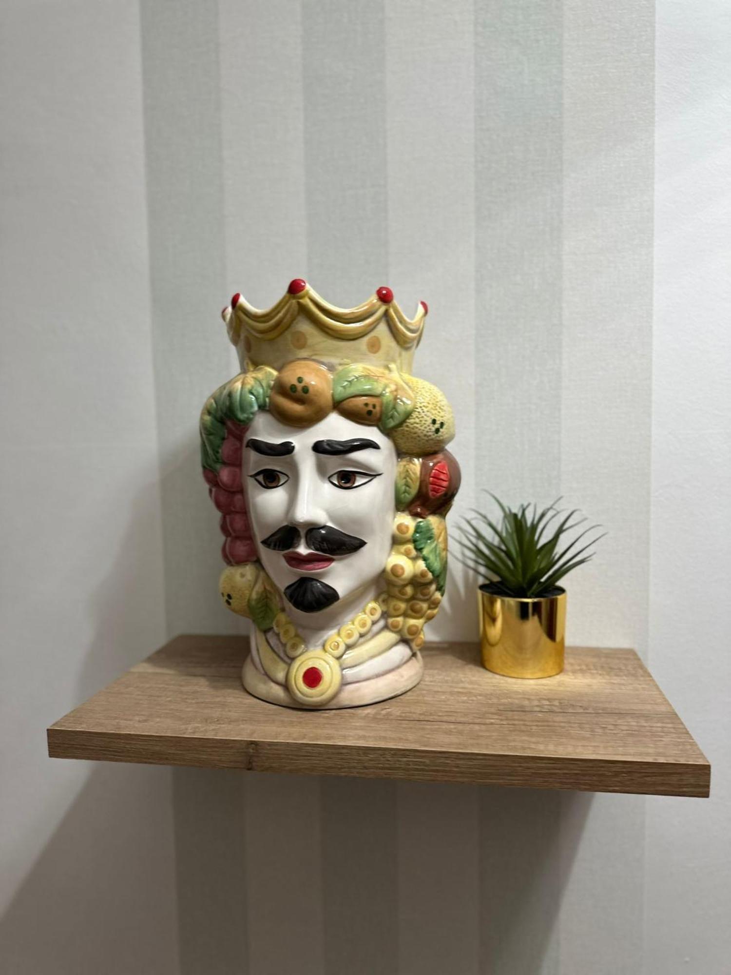 Doctor House Standard, Suites & Luxury Rooms Enna Buitenkant foto